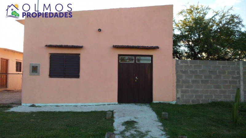 SALON COMERCIAL SAN BENITO SOBRE RUTA 18